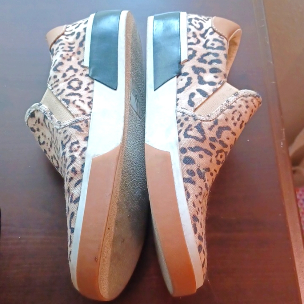 Dolce Vita Leopard Sneakers